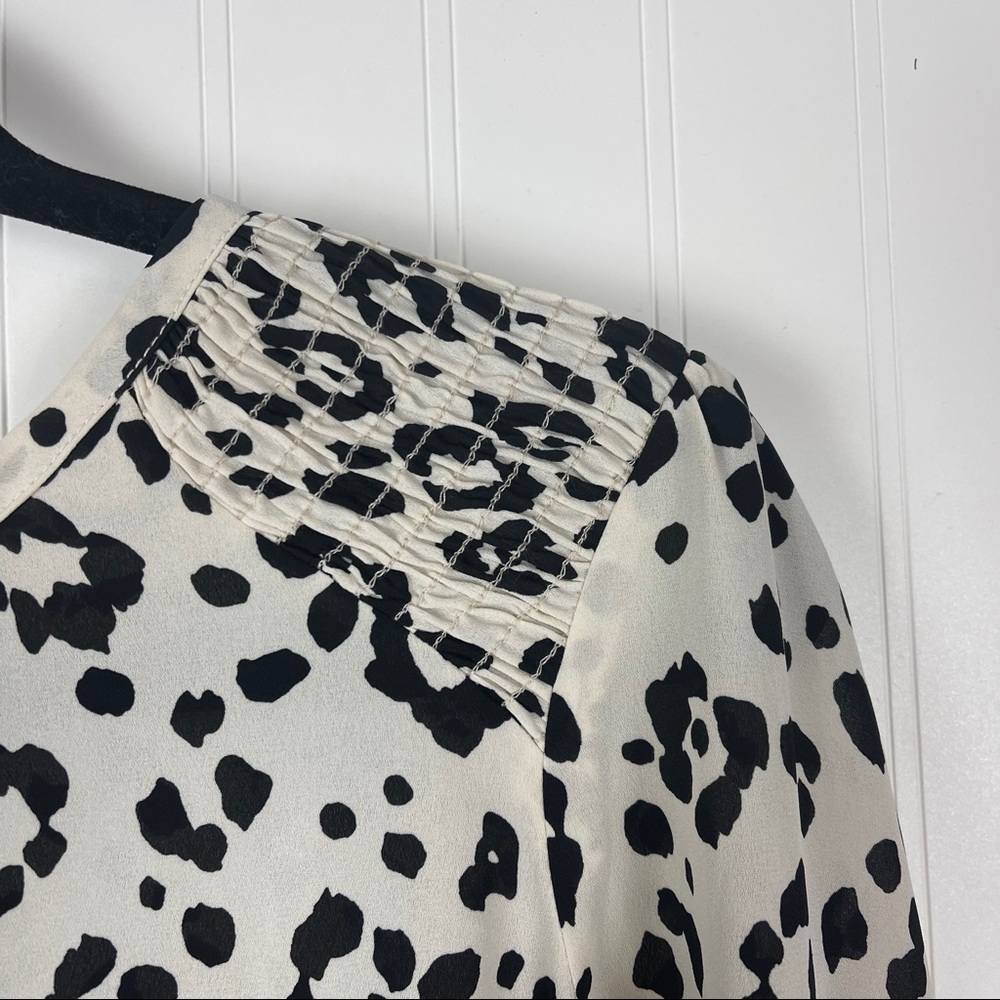 PEYTON JENSEN Rayna Leopard Smocked Blouse - Picture 4 of 7